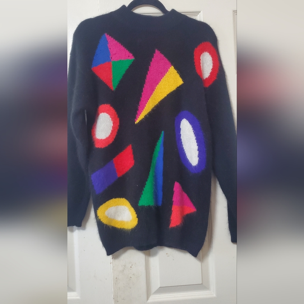 Red and Black Geometric Crew Neck Sweater